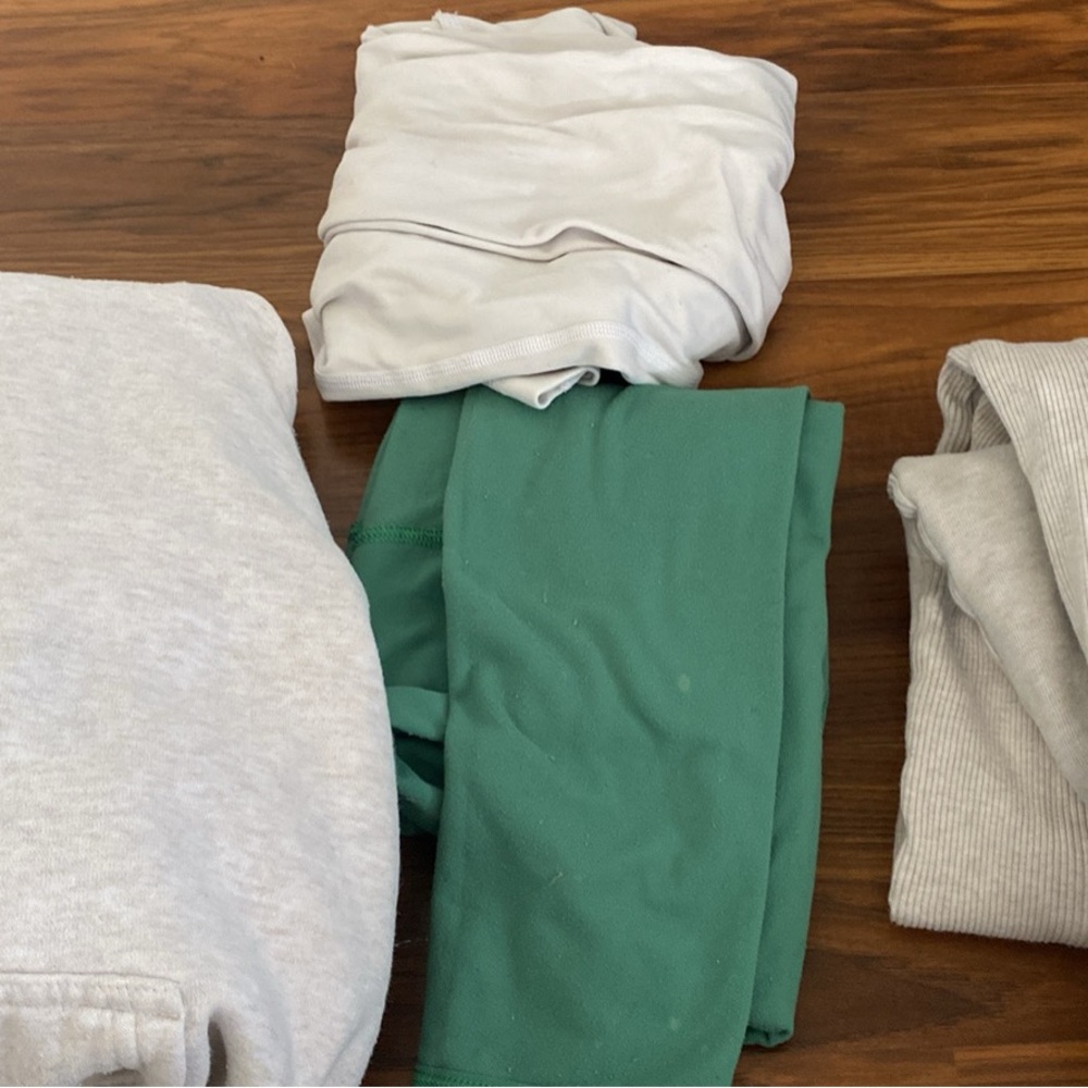 TNA women’s bundle all size small